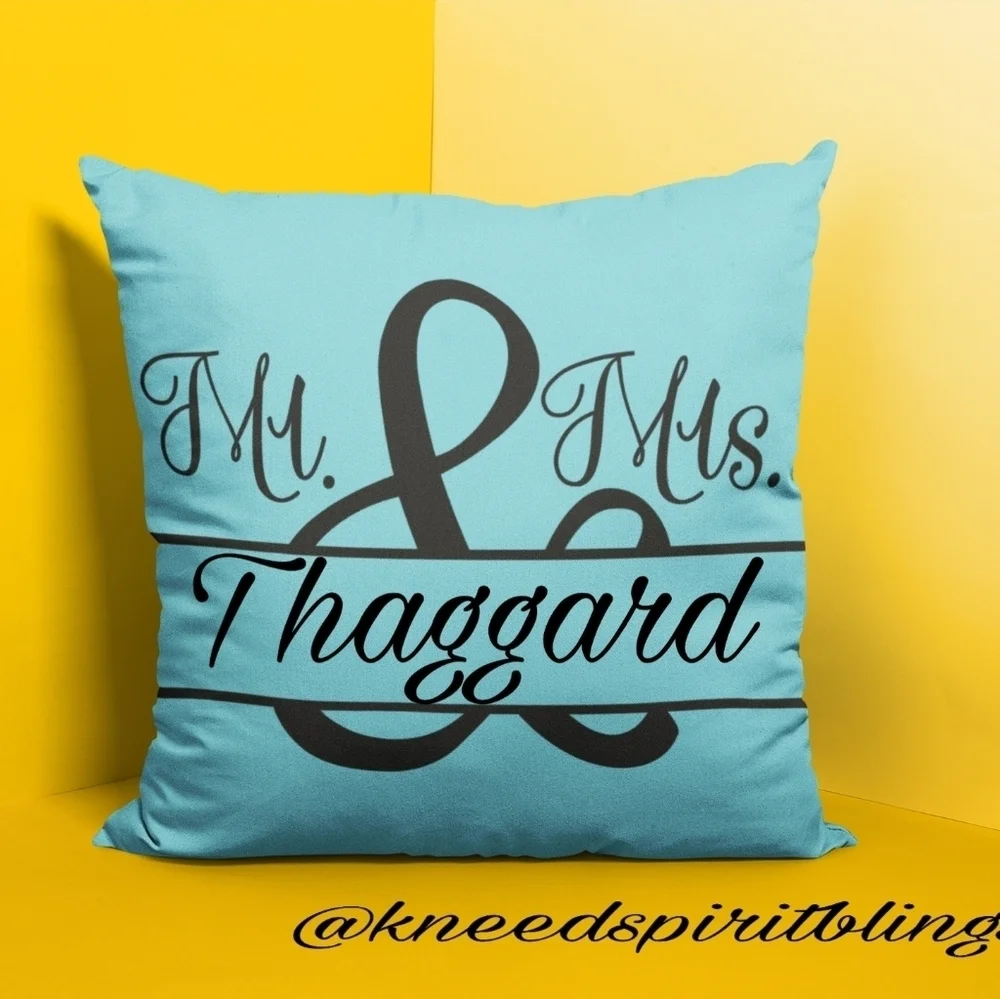 Custom Pillows‎